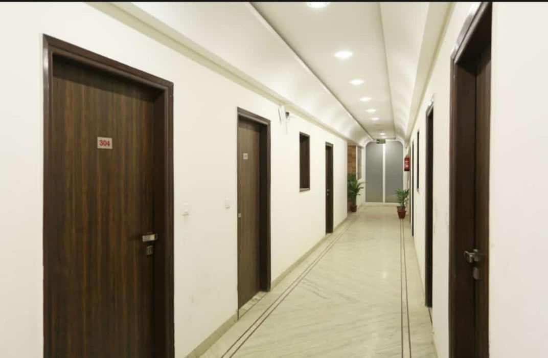 Basoya Farm 2Bhk Villla With Pool - 10 Min Away From Chattarpur Фаридабад Экстерьер фото